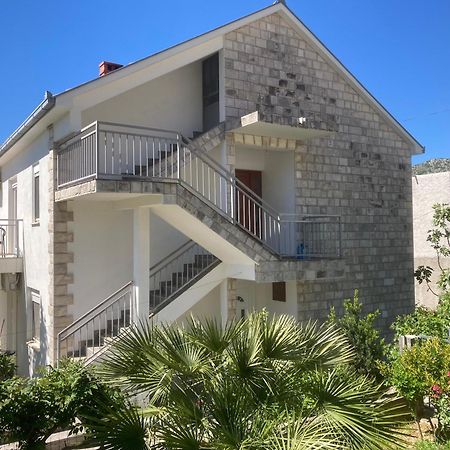 Guest House Konak Kod Danke تريبينيي المظهر الخارجي الصورة