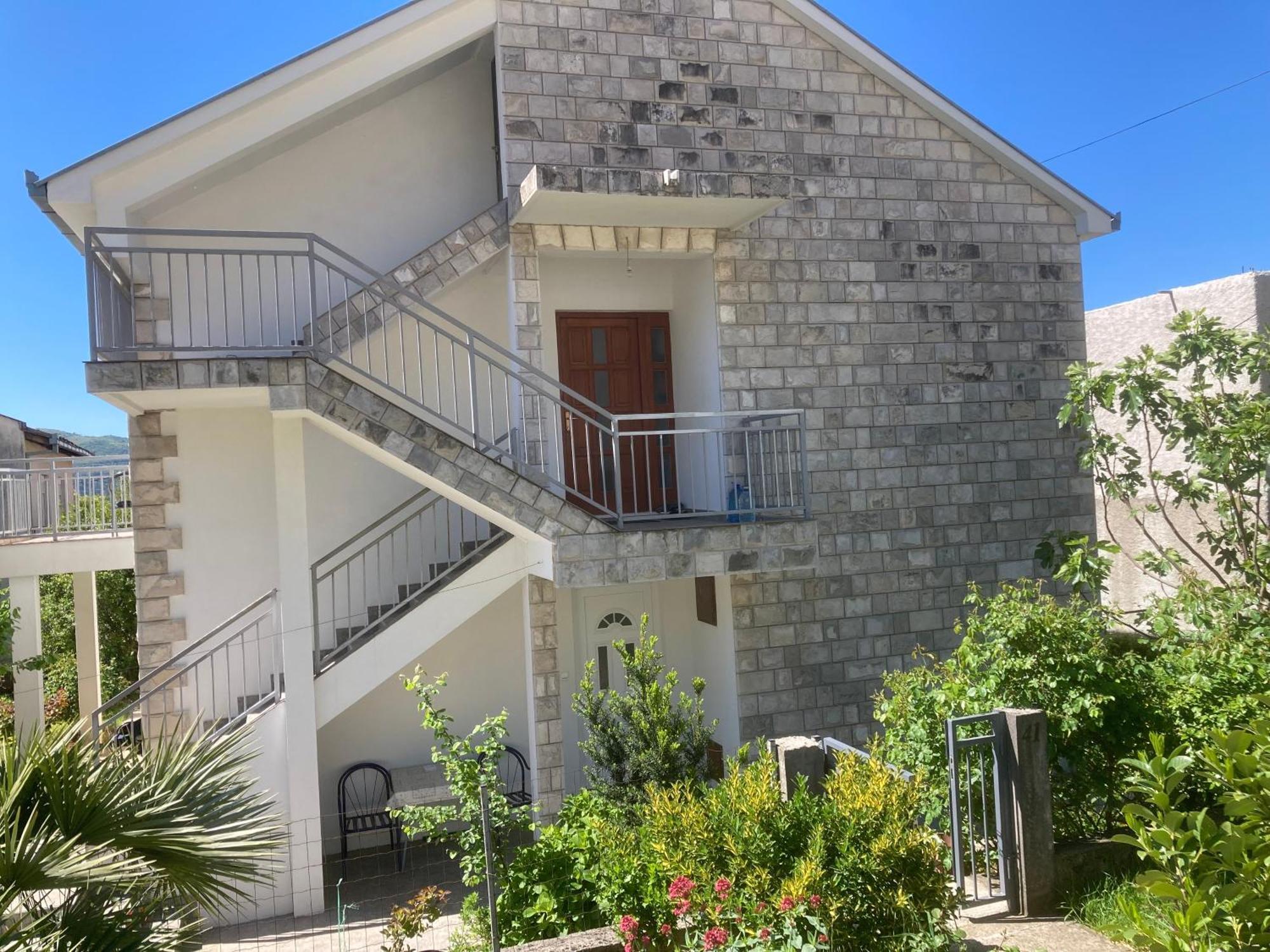 Guest House Konak Kod Danke تريبينيي المظهر الخارجي الصورة
