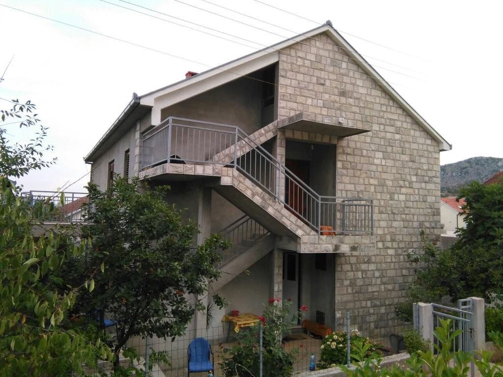 Guest House Konak Kod Danke تريبينيي المظهر الخارجي الصورة