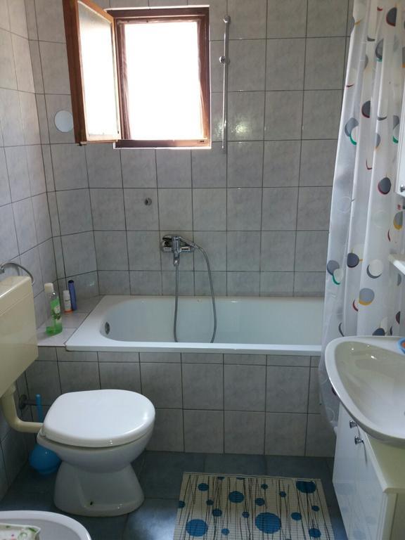 Guest House Konak Kod Danke تريبينيي المظهر الخارجي الصورة
