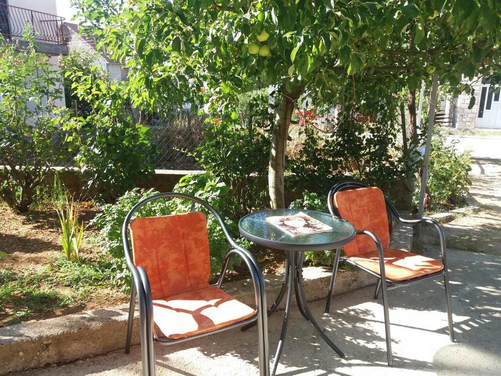 Guest House Konak Kod Danke تريبينيي الغرفة الصورة